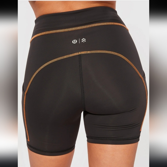 NWT LULULEMON X BARRY'S Black POWER THRU HIGH-RISE SHORT 6" Size 6 - Picture 4 of 7